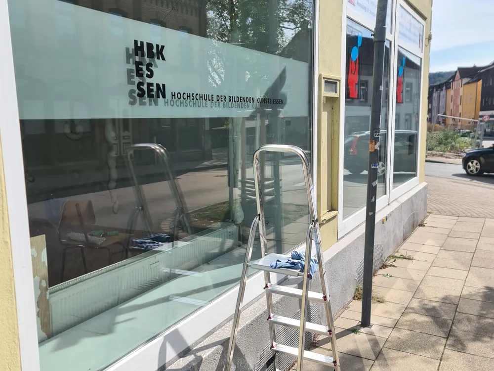 APS bei der Schaufenster- und Glasreinigung im Einsatz
